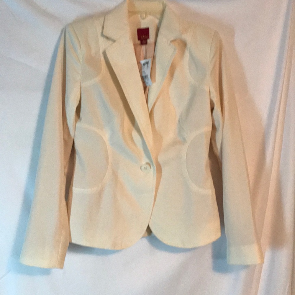 G.I.L.I. Jacket cream color size 4